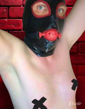 Xtudr - slave-mark: Hello everyone! I am Mark, from Germany. I am looking for Sirs, Masters, Doms, Mistresses, whatever you are, who want to...