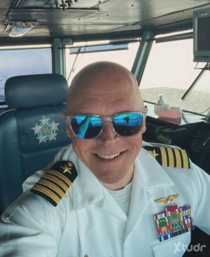 Xtudr - ChrisPN: A Naval architect engineer, coast worker, like to travel and enjoy life, fun to be with. 