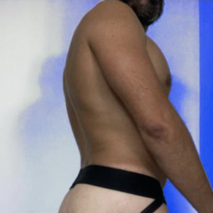 Xtudr - bottchillin: Whether in real life or on cam, I like to be completely at the disposal and pleasure of whoever dominates me, already i...