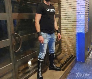 Xtudr - Leathermasterdom: I sell worn socks: ask for more info
I sell rubber mask for dominant man: ask for more info