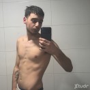 Xtudr - slvereal: Muy sumiso. Pregu...