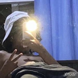 Xtudr - ABie: I want a hot sexy guy that we can disown eachother on bed 