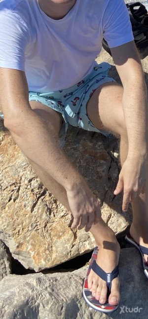 Xtudr - Oneforlove: Putas perras rabiosas?