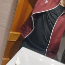 Xtudr - Mkpp: I'm a young guy looki...