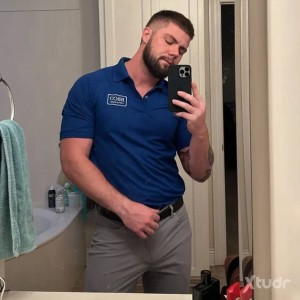Xtudr - cris43: I’m a genuine, caring, affectionate guy who believes a great relationship starts with honesty, trust, respect, and good comm...