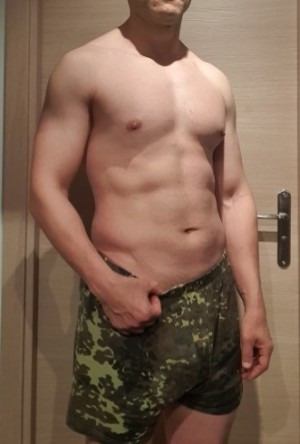 Xtudr - BondBil: I enjoy bondage and morbid games, mainly as a submissive or switching roles, exclusively as a dominant is not an option. Al...