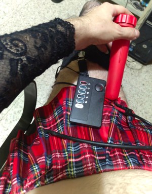 Xtudr - alex_mollet: I'm looking for Versatile, as depraved as me.
No taboos and the older (more mature) the better. My only no is SCART. Ap...