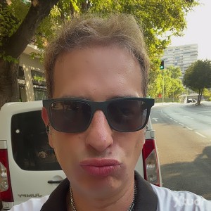 Xtudr - sumisodelgmadrid: I'm a submissive mexican looking for a fixed dominant man for sex and whatever comes up