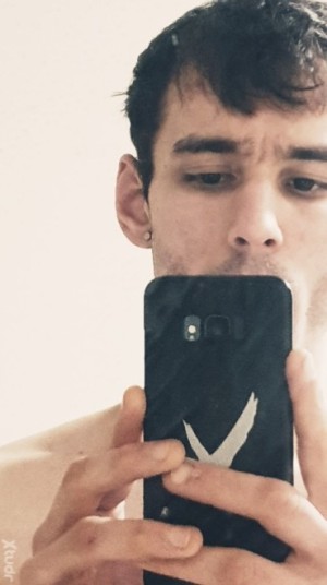 Xtudr - huybkueq: Hey im new here and to kinks, i guess im looking for someone to introduce me haha and top me lol