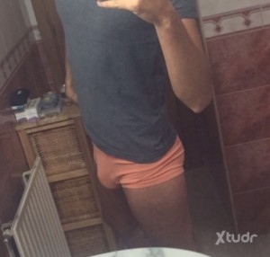 Xtudr - chicomad609: Chico joven sumiso con ganas de pasarlo bien.