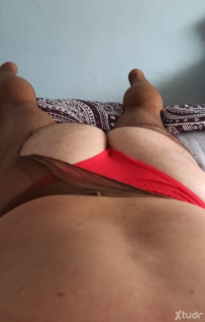 Xtudr - vabixac: Married bottom, looking for the moment, occasional discretion, no place or means of transportation.