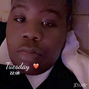 Xtudr - Baby27: I love shopping Netflix and chill traveling and aviation 