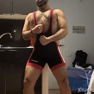 Xtudr - Peludoparaamo: Pasarla bien entre machos 