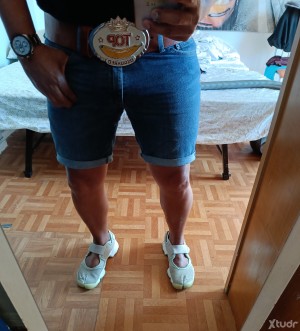 Xtudr - Cowboy: Macho Latino para Esclavo Inferior ,musculoso,sumiso,obediente,entrega total y en propiedad!
Nota: No dispongo de Sitio eso ...