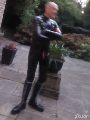 Xtudr - drone86668: 
**About Me:**
I'm into a wide range of activities, including but not limited to:
- Fucking, sucking, rimming, kissing, ...