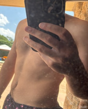 Xtudr - tapedguy04: Me encanta el bondage, busco gente con quien practicarlo, me gusta desde suave a muy intenso llegando incluso a momifica...
