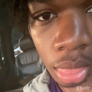 Xtudr - koof8awz: easy to talk to
love hang out
