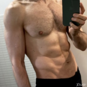 Xtudr - pakote: pinta de macho pero muy puta en la cama. me vuelve loco calentar al macho. con ganas de disfrutar dilatando mi ojal. con gan...