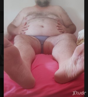 Xtudr - maxchubby: Oso fetichista para sexo con activos y pasivos