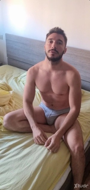 Xtudr - Gymtoni: Perverted discovering new pleasures