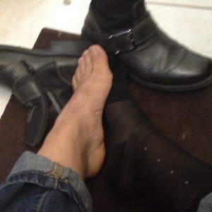 Xtudr - SMMX: Experienced Dominant man, no games or so many turns, you serve me and that's it (Dominus Master)