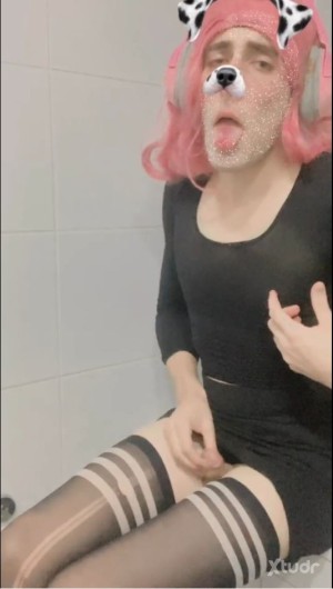 Xtudr - sissycamila: hi i am sissy camila i am sissy toilet slave