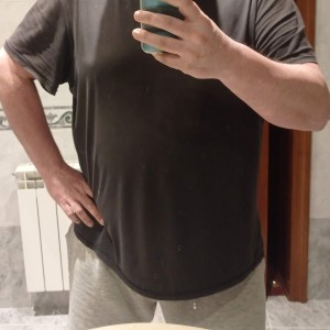 Xtudr - Mikelss: I'm a horny switch.