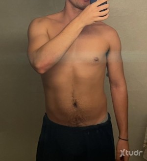 Xtudr - 7o6x96jb: Cerdeo a tope. Cuanto más olor, sudor y saliva, mejor.
 Roleplay familiar con maduros es un plus. Con camioneros, entrenad...