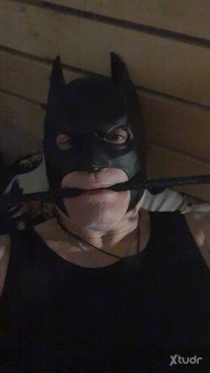 Xtudr - porkylobito63: Sumi ,masoka, maduro,fetichista gusto por cbt ,humillación verbal ,buen físico, en la Mancha. Azotes ,juegos diversos...