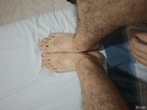 Xtudr - LamepatasA: Busco lamer o que me laman los pies, tambien que me hagan cosquillas o correrme en los pies de alguien