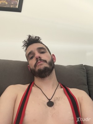 Xtudr - cerdeomad: Pasivo 10000% sumiso, complaciente, muy puta y muy muy cerdo.🐽 Me flipan los lapos, especialmente en la boca;  meos donde...