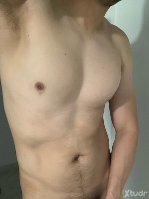 Xtudr - Domforbottom: Buscando pasivos con ganas de ser follados y usados. Sexo seguro siempre. Preferencias 40-50a. Preferencia tios rellen...