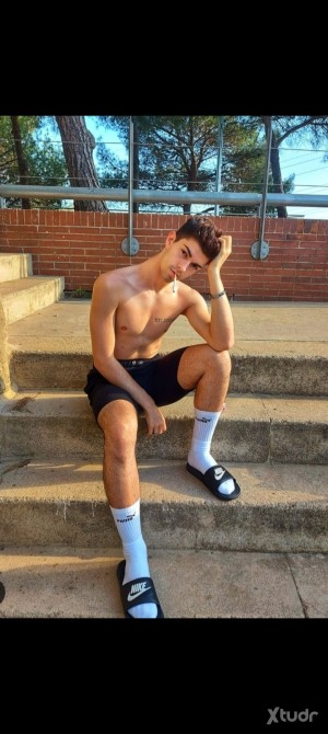 Xtudr - Chemsbcn: Busco quedar ahora, tengo sitio para macho dominante y quiero recibir slam, que me sometan, me use, me rellene, me use pas...