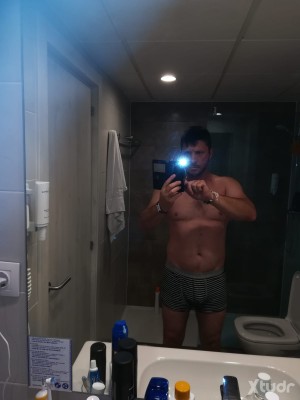 Xtudr - CasadoSumisoMasoca: Hombre pinta hetero casado , que su verdadera vocación es la de servir y entregarse completamente a machos domin...