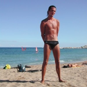 Xtudr - RapoTuMelena: Handsome, nice, charismatic...