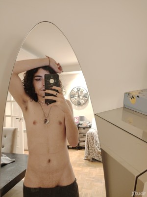 Xtudr - BuscoConSitio: Do you want dick or should I cover it?