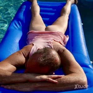 Xtudr - Budplay35: Very oral talented bottom looking for like minded men