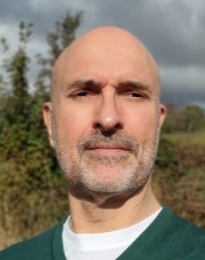 Xtudr - Atman_Bcn: Uncle from BCN, looking for young submissive bottoms to use them.
I fuck with condom and without drugs.
Greetings.