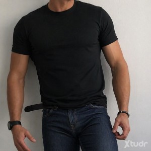 Xtudr - Subar: Amo en busca de sumiso musculoso o atlético con ideas de sumisión claras, que tenga claro quien manda y que le guste complace...