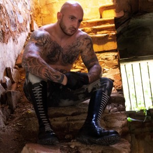 Xtudr - Marcus_spanish: Soy amo cash, hago sesiones online y presenciales, no pierdo el tiempo con pajilleros, solo esclavos o sumisos reale...