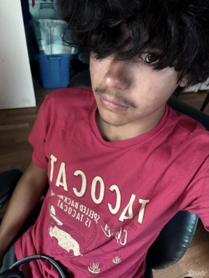 Xtudr - 16angel: Looking for hot pervs into younger guys