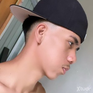 Xtudr - Adrianx: I'm looking for serious relationship or friends
insta: x_adrxxnn
whatsapp: +6309952115825