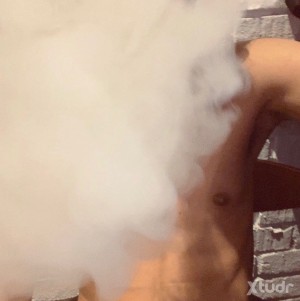 Xtudr - smokintwink: Smokin and get high 🫣