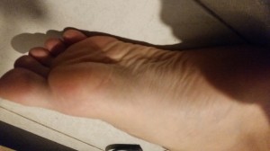 Xtudr - Manu20: Soy un chico de 30 años, me gusta ir al gym, fetichista de pies. Me gustan muy maduros abueletes.
