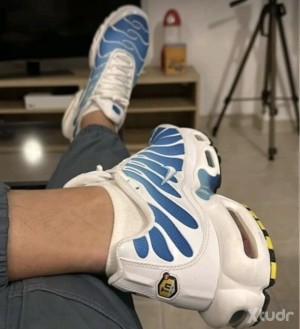 Xtudr - Urghliam: Busco amo cabron, cani, de barrio con zapas. Mientras tengas zapas me tienes ganado.  Me gusta estar a los pies de mi amo....