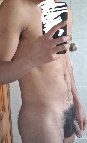 Xtudr - Jovenamo06: I'm looking for a true submissive who surrenders to me in all aspects. Before asking anything, look at my kinks.