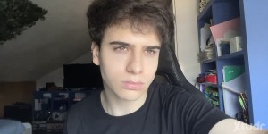 Xtudr - Eiji: Jovencito y nuevo en esto :)
Me gusta que me dominen, el LIGBT BDSM (que me peguen un tortazo, me peguen buenos pollazos en la...