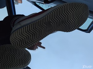 Xtudr - Winner: I'm hardly logging in anymore because with the changes they're making, this is getting worse all the time. I'll probably del...