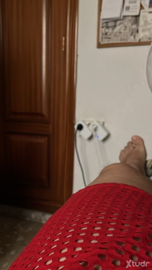 Xtudr - ChuckVal: Pasivo. Cum dump. Junta a tus amigos y preñadme por turnos. Buscando fister para entrenarme. Me gusta el sounding y el bal...
