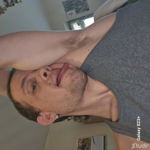 Xtudr - Pig94so: Sono un ragazzo maiale perverso amo qualsiasi fetiscismo amo e adoro stare da maiale 